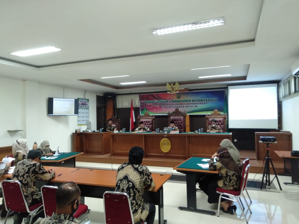 diskusi hukum